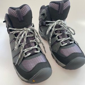 Keen Dry Hiking Boots Women Size 6.5